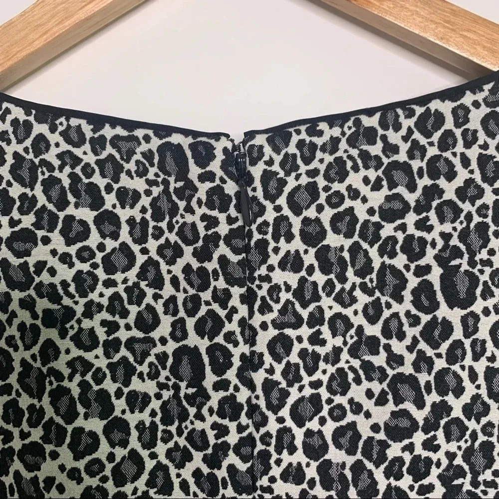 Banana Republic Black Gray Animal Print Fitted Dress Size 4 - Picture 5 of 9